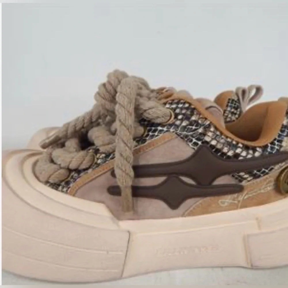 Killwinner Smile Life Series Womens Platform Sneakers Size 6.5 With Box